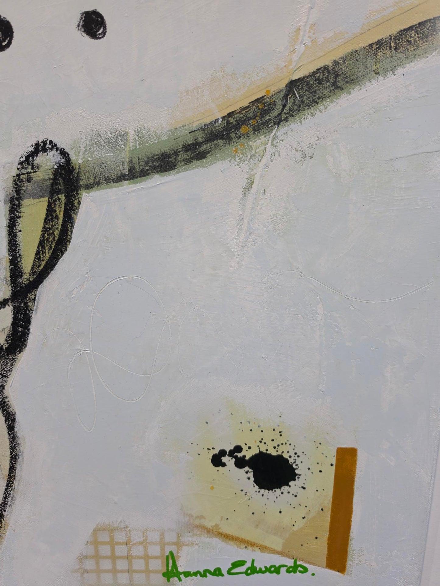 close up with artst Hanna Edwards signature