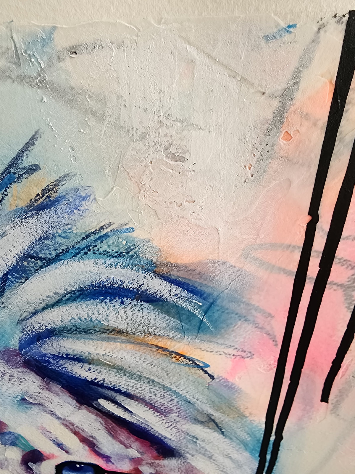 Unapologetically Me lion painting by Australian artist Hanna Edwards, featuring a colourful lion with expressive blue and pink marks and drips details close up
